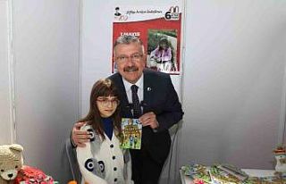 10 yaşındaki Masal, hikaye kitabı çıkardı