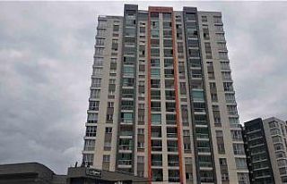 12. kattan düşen bebek hayatını kaybetti