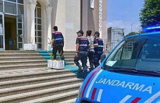 15 yıl hapis kararı bulunan şüpheli JASAT timlerine...