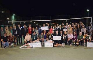 19 Mayıs Gençlik Kupası’nda kazananlar ödüllendirildi