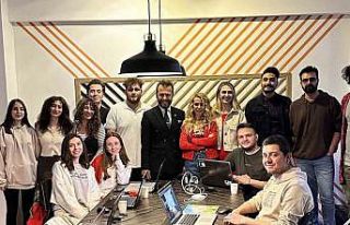 19 Mayıs temalı kolaj atölyesi düzenlendi