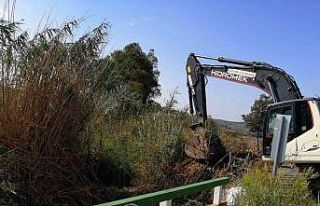 823 bin metre dere temizliği yapıldı