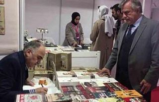 8. Üsküdar Kitap Fuarı’nda Tarihçi-Yazar Dr....