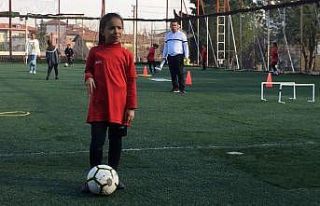 8 yaşındaki otizmli Ela’nın tek hayali yeşil...