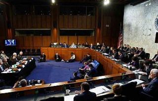 ABD’de senato üyelerine güvenlik için uydu telefonu...