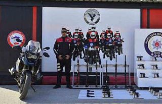 Adana’da 145 ruhsatsız silah ele geçirildi