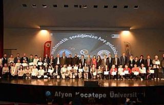 Afyonkarahisar’da matematik şenliği tamamlandı