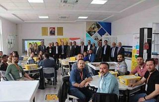 Afyonkarahisar’da STEM atölyesi açıldı