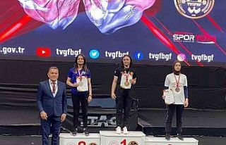 Afyonkarahisarlı 3 sporcu şampiyonadan 6 madalya...