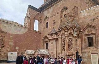 Ağrılı öğrenciler, ilk defa kentin tarihi ve...