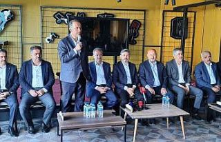 AK Parti, basın mensuplarıyla bir araya geldi