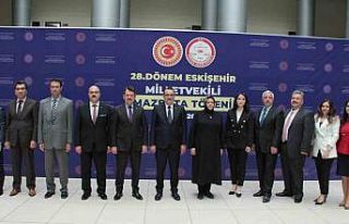 AK Parti Eskişehir milletvekilleri mazbatalarını...