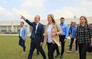 AK Partili Çankırı’dan İzmir Büyükşehir’in...