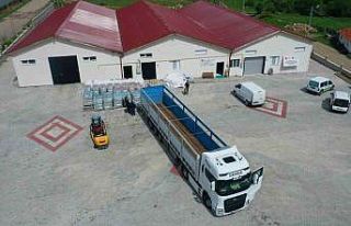 Akdağmadeni’nden deprem bölgesine yardımlar sürüyor