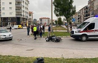Aksaray’da otomobil ile motosiklet çarpıştı:...