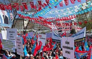 Akşener: “Afyon’da PKK’lıyım, Diyarbakır’da...