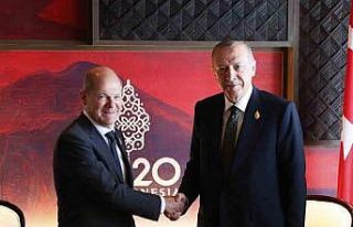 Almanya Başbakanı Scholz, Cumhurbaşkanı Erdoğan’ı...