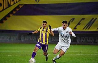 Altaylı Ceyhun Gülselam’dan 6 gole doğrudan katkı