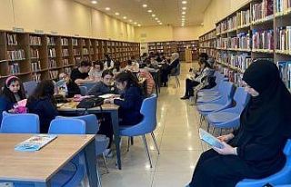 Altınova’da anneler çocuklarıyla kitap okudu