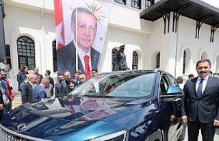 Amasya Valisi Masatlı, TOOG ile şehir turu attı