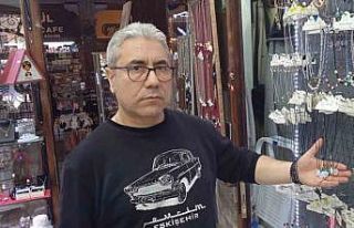 Anneler Günü için hediyelik eşya satışları...