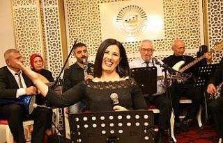 Anneler için söylediler