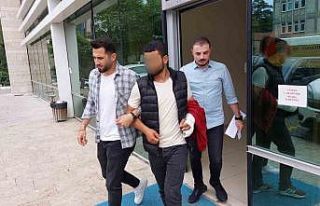 Annesine mesaj atanı tüfekle ağır yaraladı