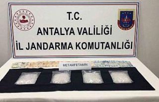 Antalya’da 1 kilogram metamfetamin yakalandı: 2...