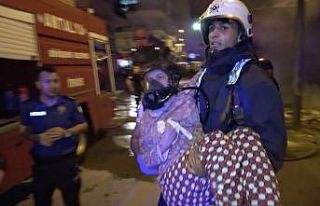 Antalya’da 5 katlı binada çıkan yangında can...