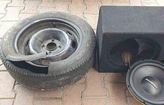 Aracın ses sisteminden kilolarca esrar çıktı