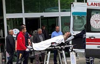 Aracının içinde silahlı saldırıya uğradı