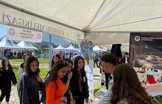 AÜB Üniversite Tanıtım ve Tercih Fuarı başladı