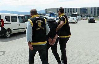 Aydın polisi dolandırıcıyı suçüstü yakaladı