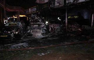 Aylar önce kurşunlanan oto galeride, bu sefer de...