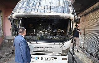 Bağlar Belediye Başkanı Beyoğlu, çöp aracının...