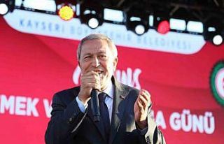 Bakan Akar: "Hiçbir işçinin hakkını yedirmedik...