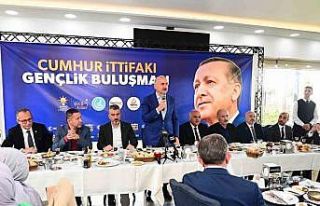 Bakan Karaismailoğlu’ndan gençlere “Sandıklara...