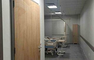 Bakan Koca, inşası süren Hatay Defne Devlet Hastanesinin...