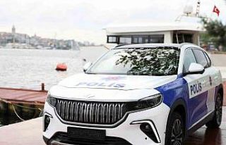 Bakan Soylu, polis arabası Togg’un fotoğraflarını...