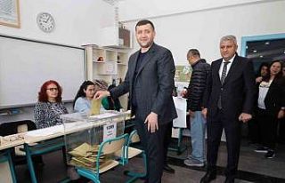 Baki Ersoy oyunu kullandı