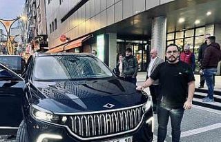 Balıkesir’de TOGG’a vatandaşlardan yoğun ilgi