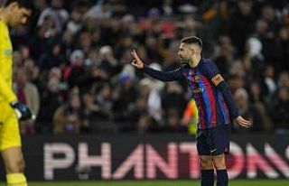 Barcelona’da Jordi Alba sezon sezonu takımdan ayrılacak