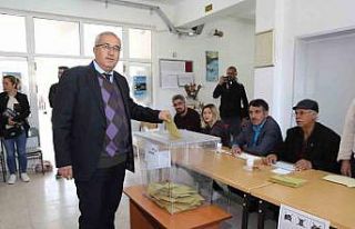 Başkan Arslan’dan ’Sandığa gidin oyunuzu kullanın’...