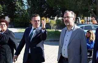 Başkan Aydın’dan Seferihisar’a kapalı spor...