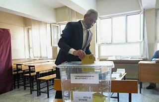 Başkan Bozdoğan oyunu kullandı