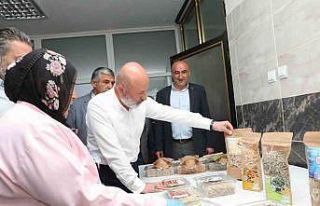 Başkan Çolakbayrakdar: "Kadın Kooperatifi,...