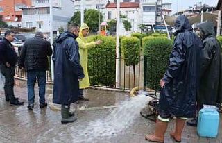 Başkan Özcan, sel felaketi sonrası seferberlik...