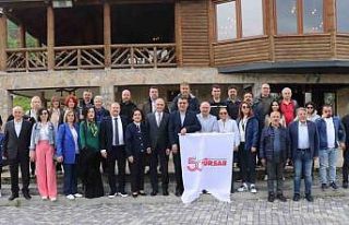 Başkan Özlü turizmcilerle bir araya geldi