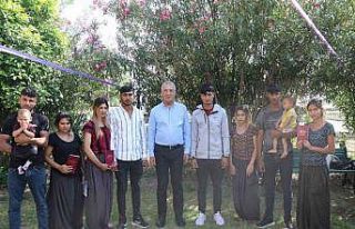 Başkan Tarhan, 5 çiftin nikahını kıydı