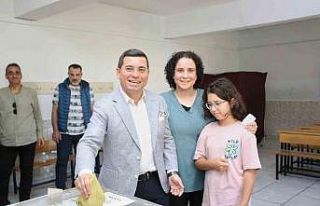 Başkan Tütüncü, oyunu kullandı